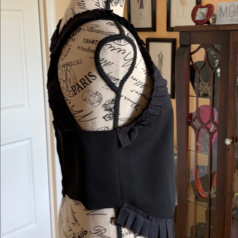 Top - Picture 2 of 8